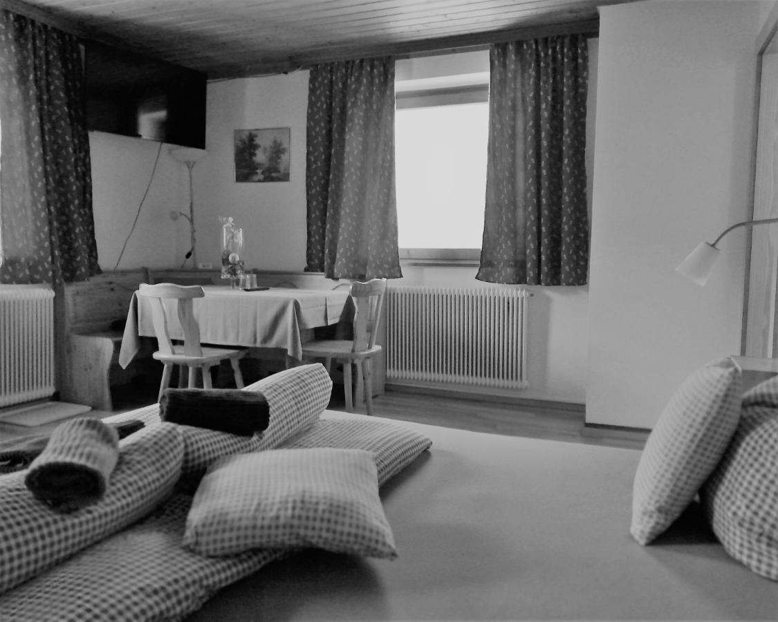 Hotel Gruppen Und Familienhof Falkenstein Krimml Esterno foto