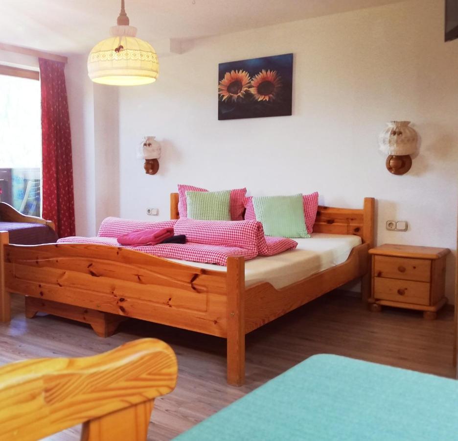 Hotel Gruppen Und Familienhof Falkenstein Krimml Esterno foto