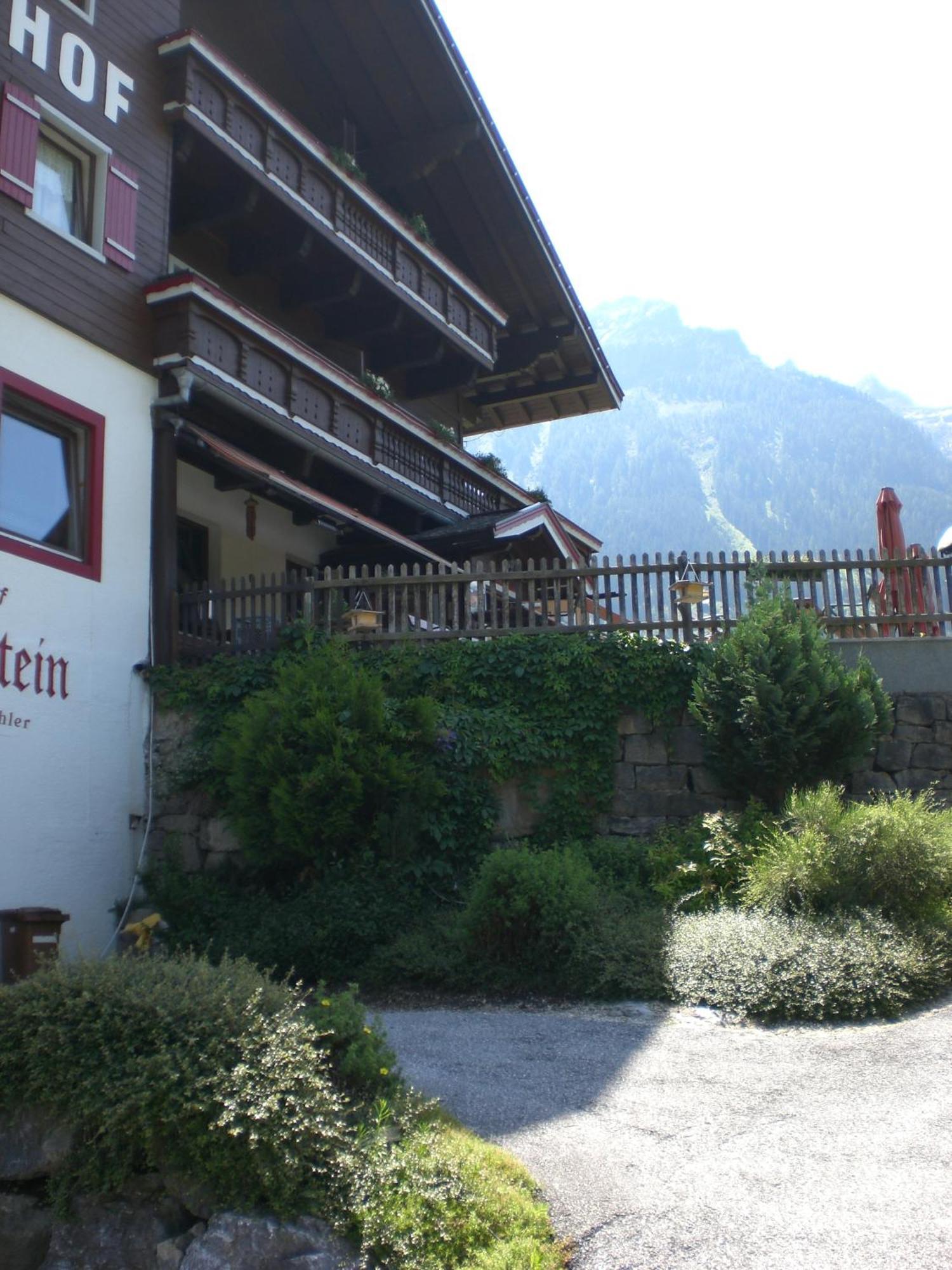 Hotel Gruppen Und Familienhof Falkenstein Krimml Esterno foto