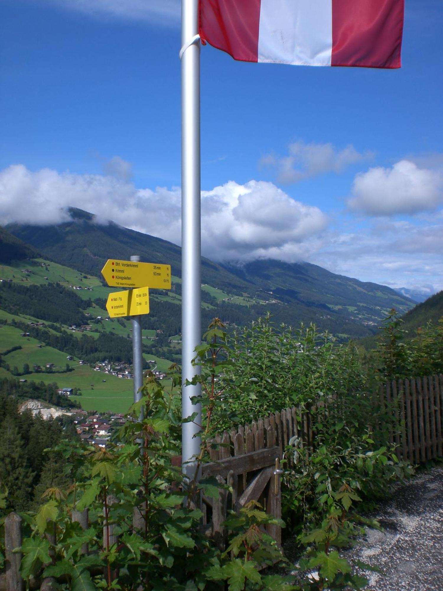 Hotel Gruppen Und Familienhof Falkenstein Krimml Esterno foto