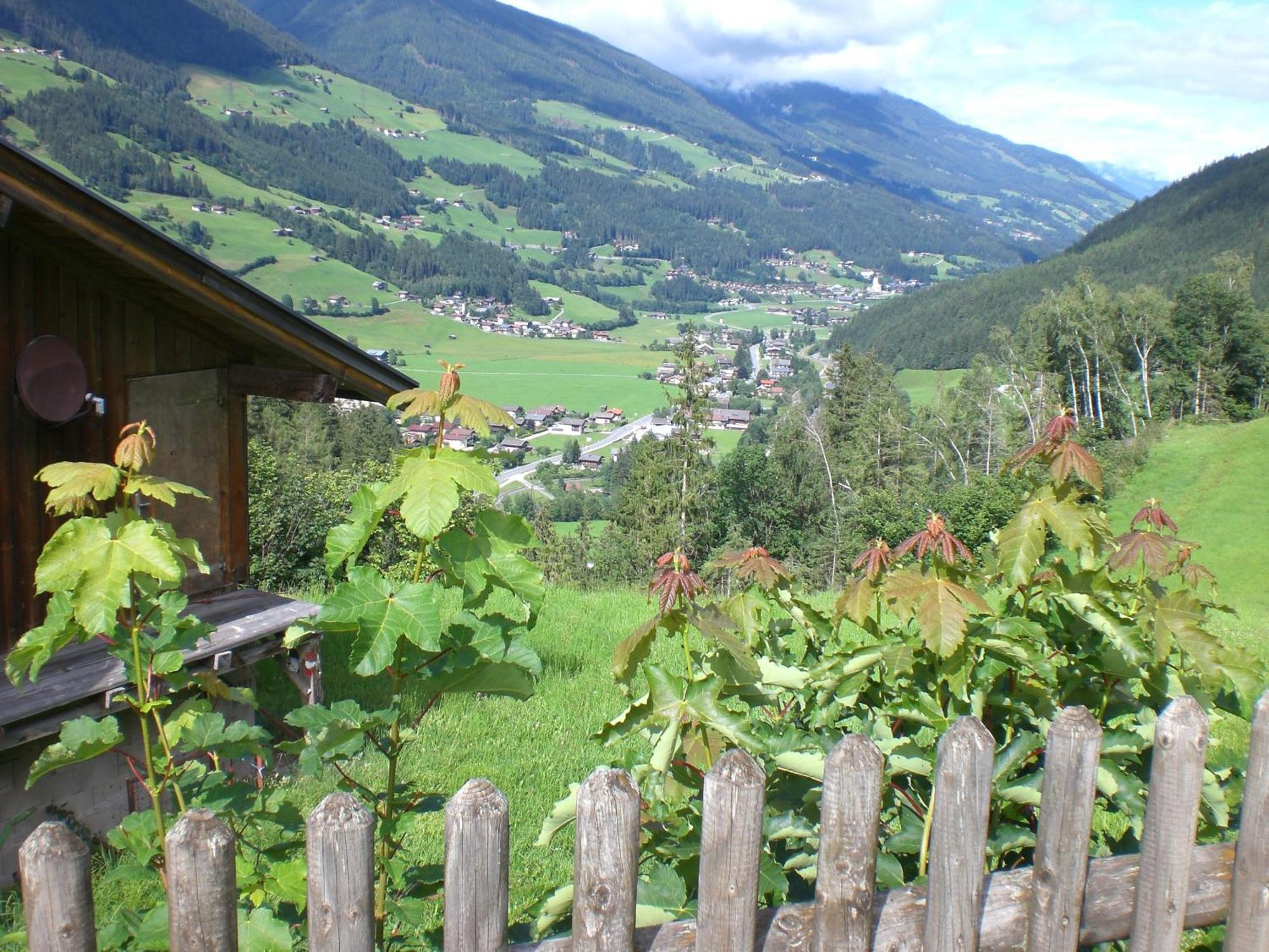 Hotel Gruppen Und Familienhof Falkenstein Krimml Esterno foto
